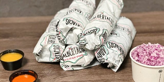5 Breakfast Burritos Pack.