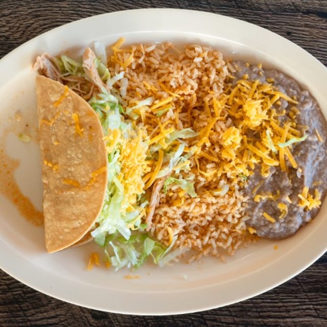 One Chicken Taco Combination with Soda & Side.